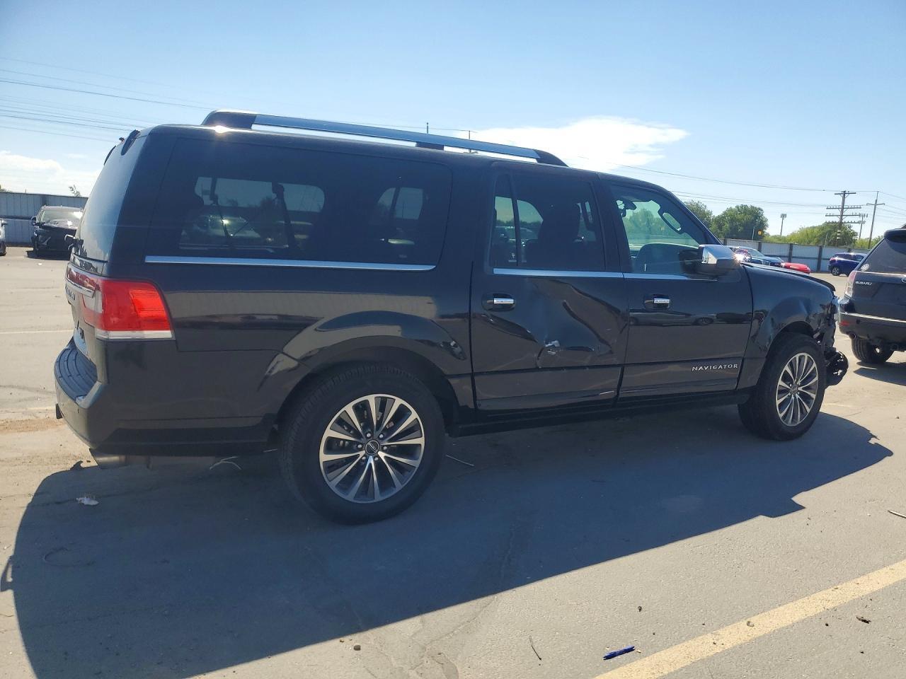 2017 Lincoln Navigator L Select - Фото 3