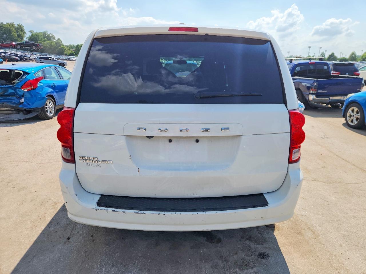 2017 Dodge Grand Caravan Se - Фото 6