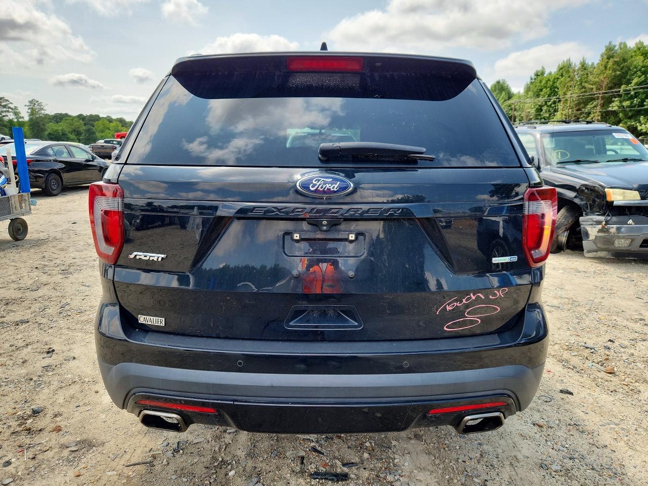 2017 Ford Explorer Sport - Фото 6