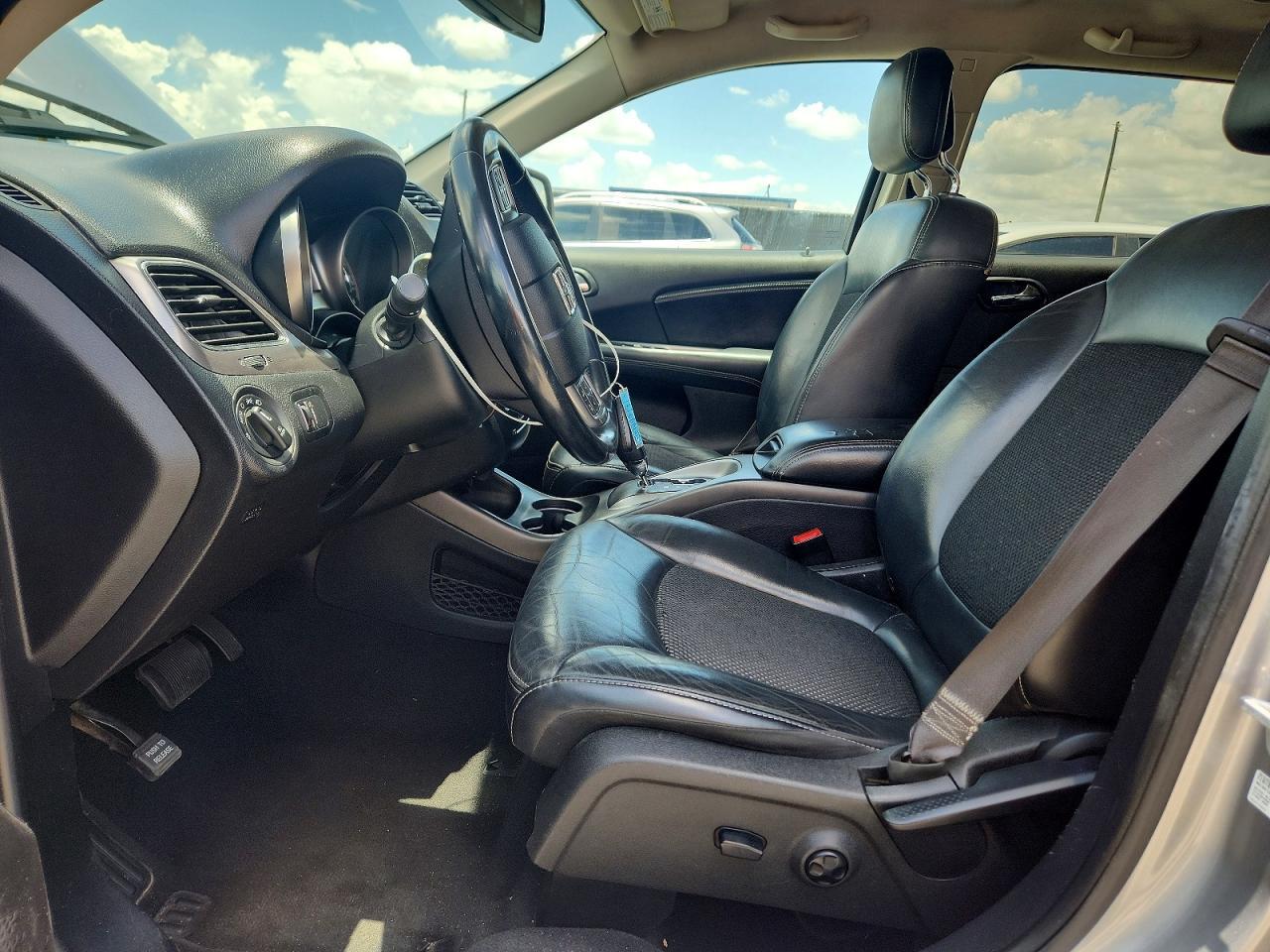 2019 Dodge Journey Crossroad - Image 7