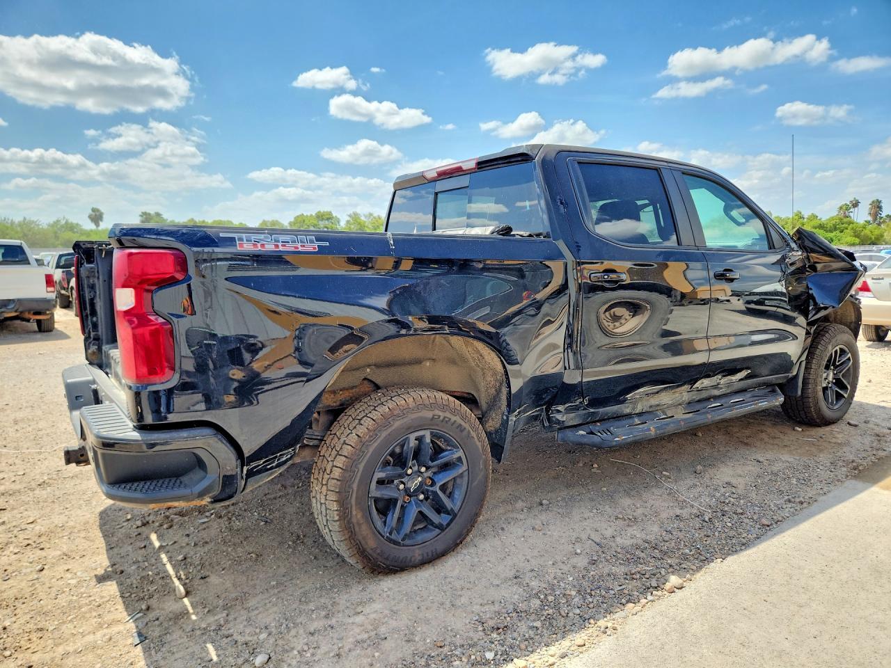 2019 Chevrolet Silverado K1500 Lt Trail Boss - Фото 3