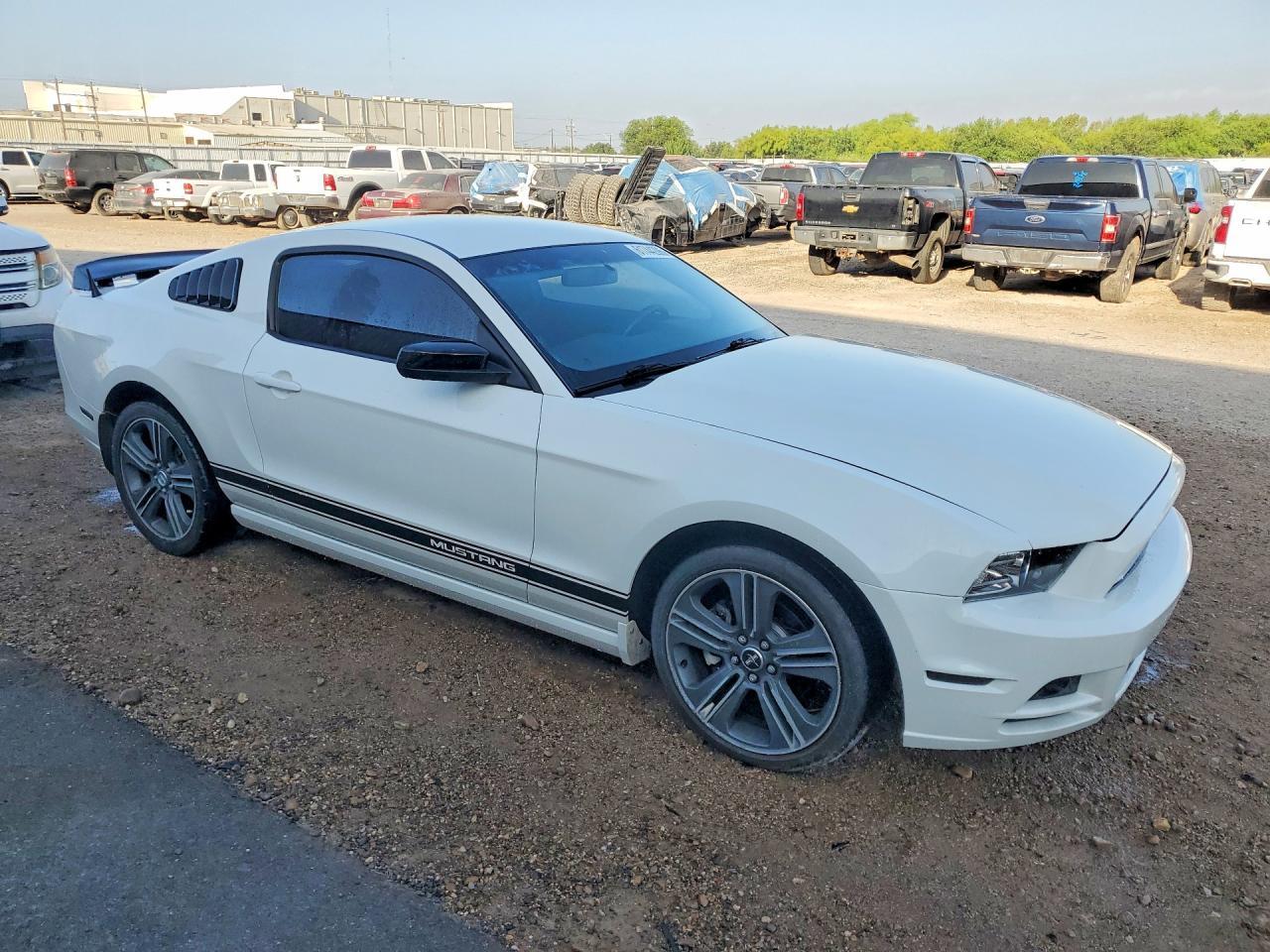 2013 Ford Mustang - Фото 4
