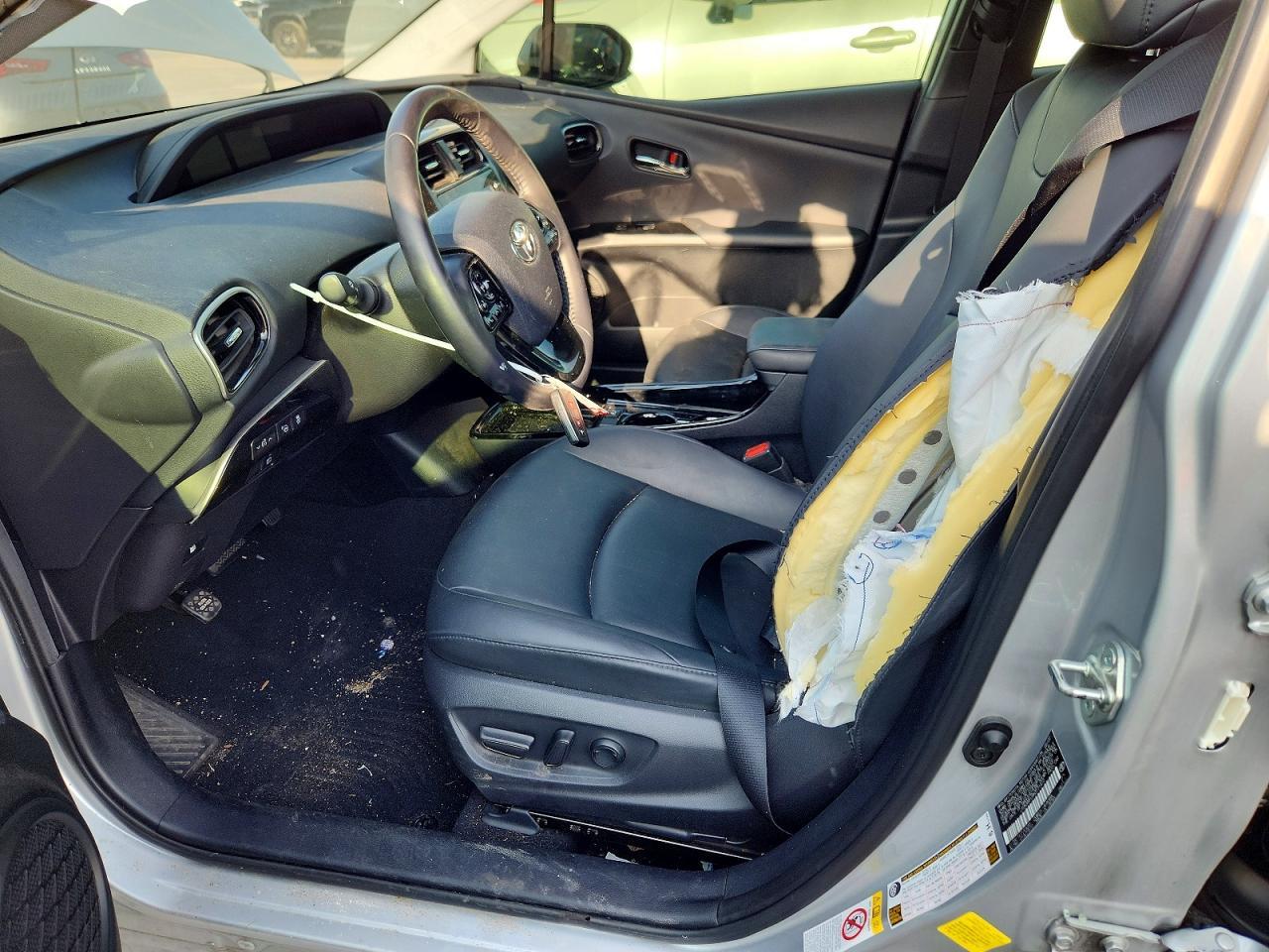 2022 Toyota Prius Nightshade - Image 7