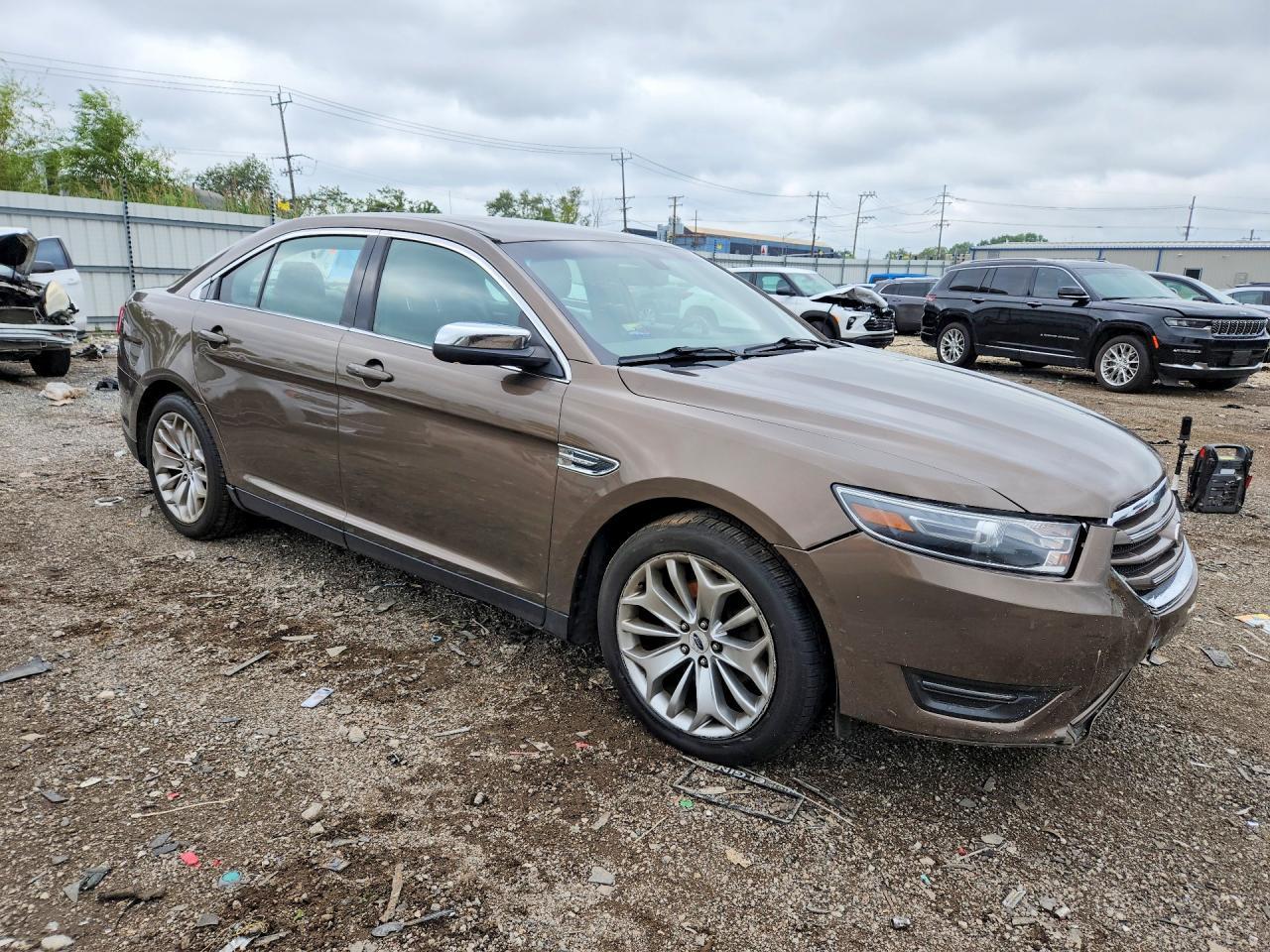 2015 Ford Taurus Limited - Фото 4