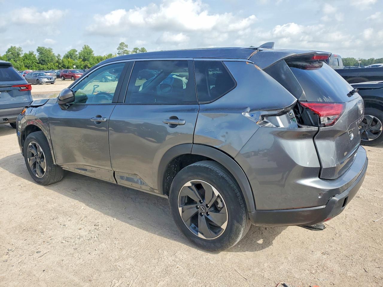 2025 Nissan Rogue Sv - Фото 2