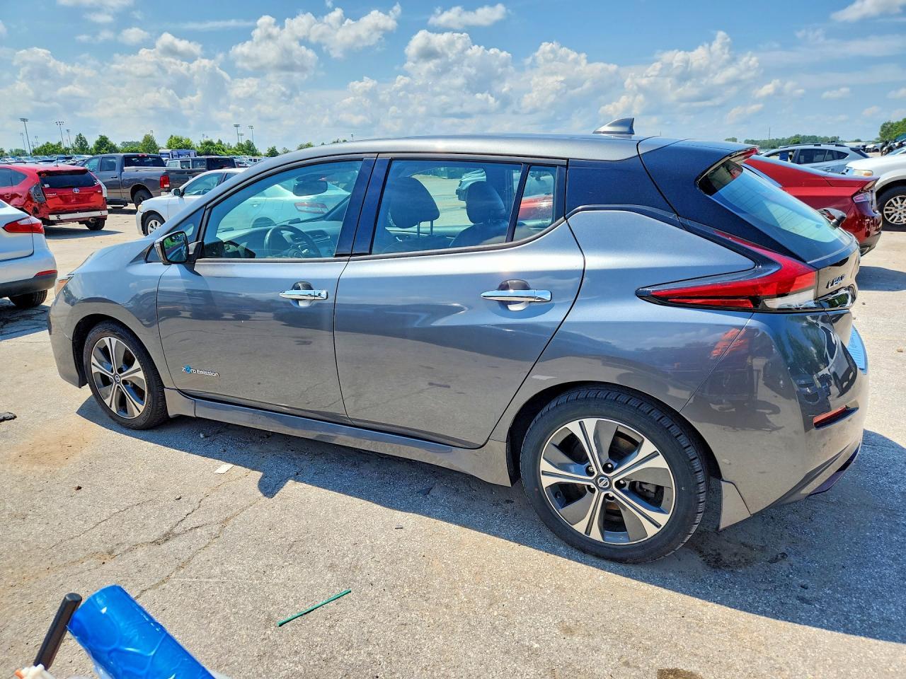 2019 Nissan Leaf Sl - Фото 2