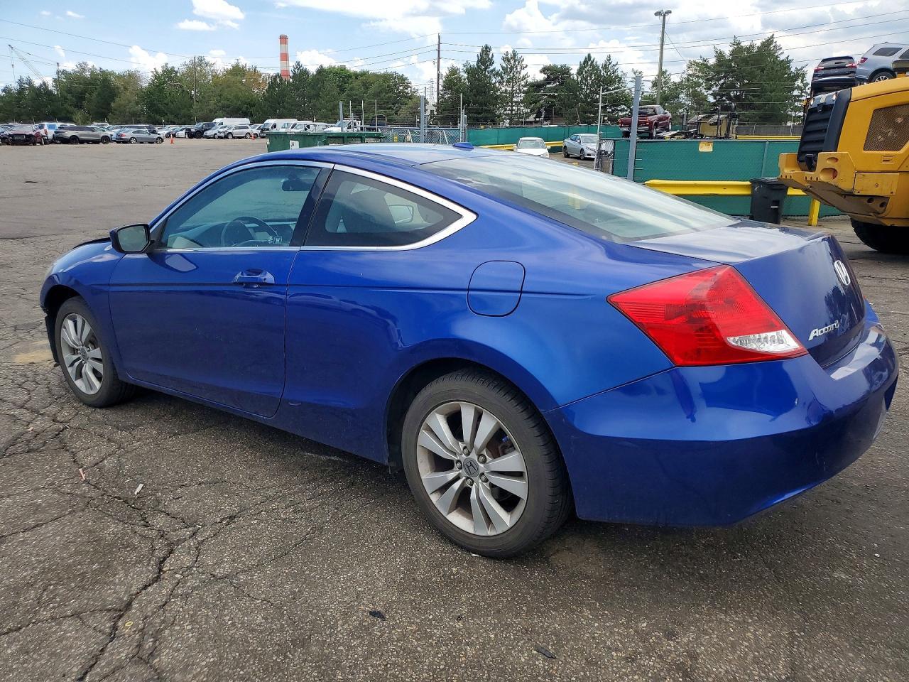 2011 Honda Accord Exl - Image 2
