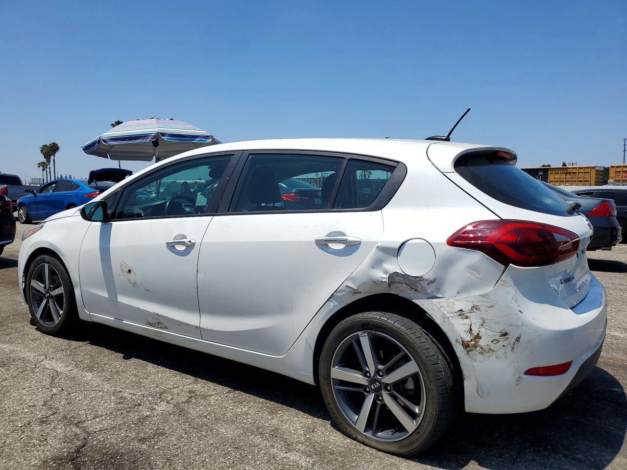 2017 Kia Forte Ex - Фото 2