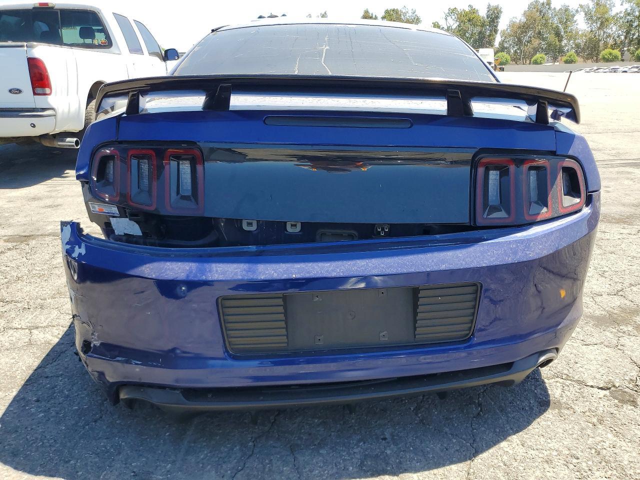 2013 Ford Mustang - Image 6