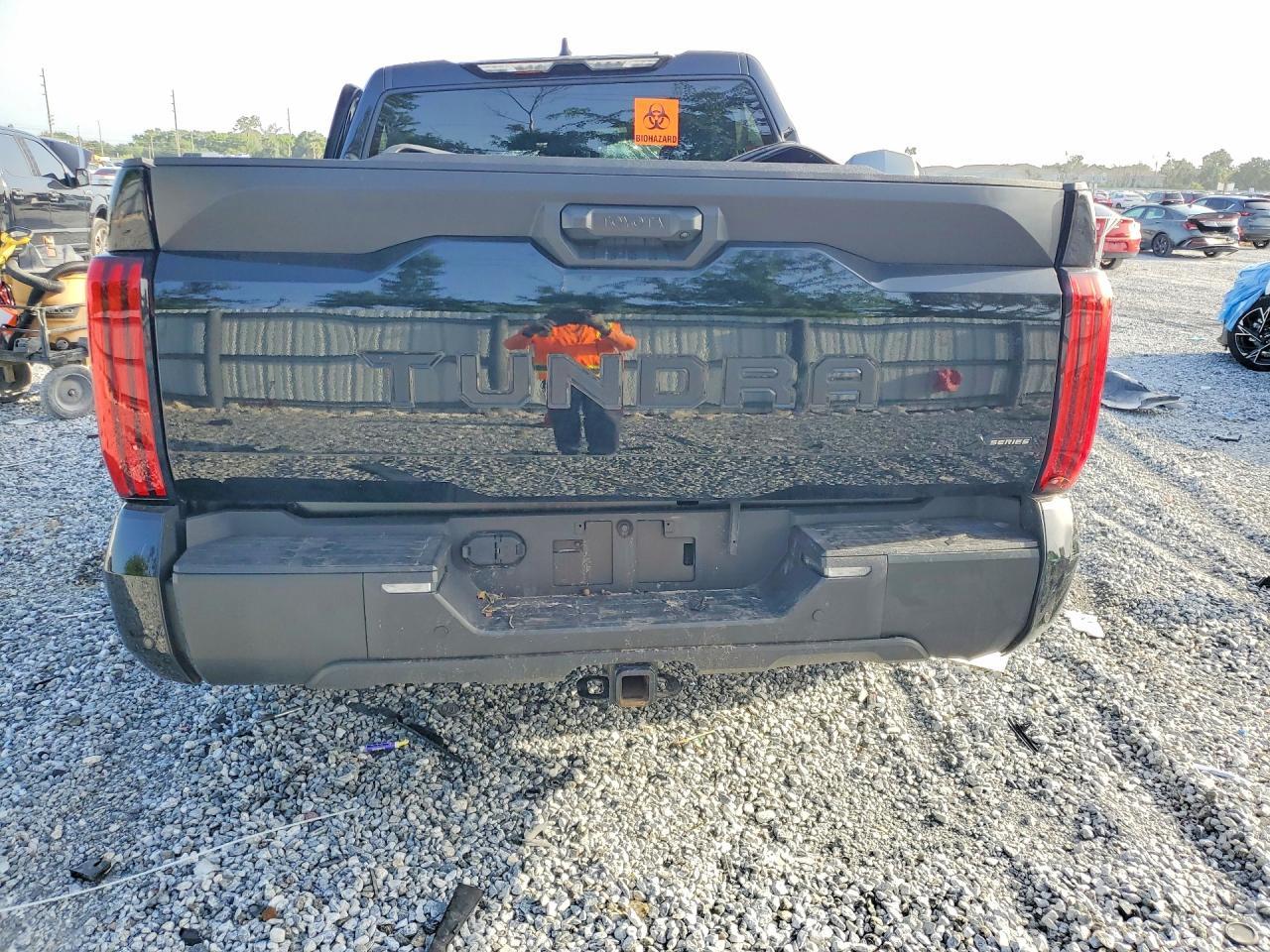2025 Toyota Tundra Sr5 - Image 6