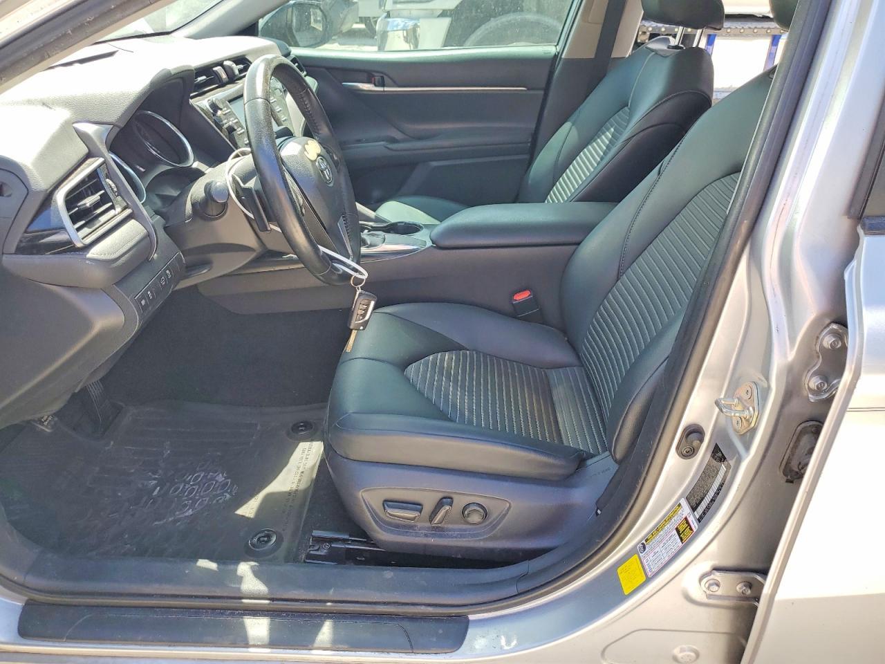 2019 Toyota Camry Se - Image 7