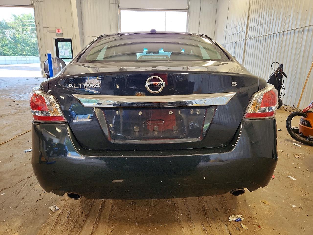 2015 Nissan Altima 2.5 S - Фото 6