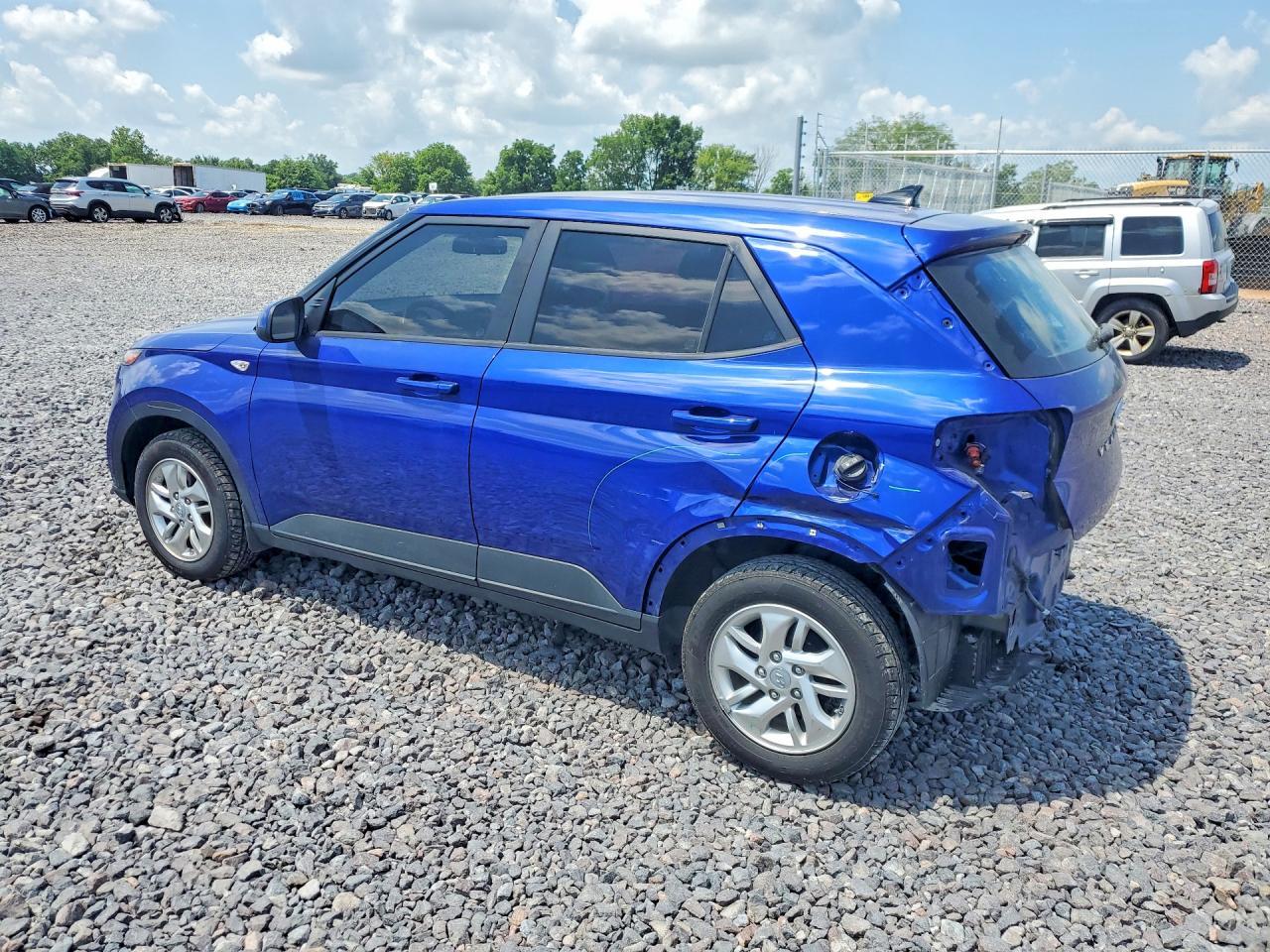 2022 Hyundai Venue Se - Фото 2