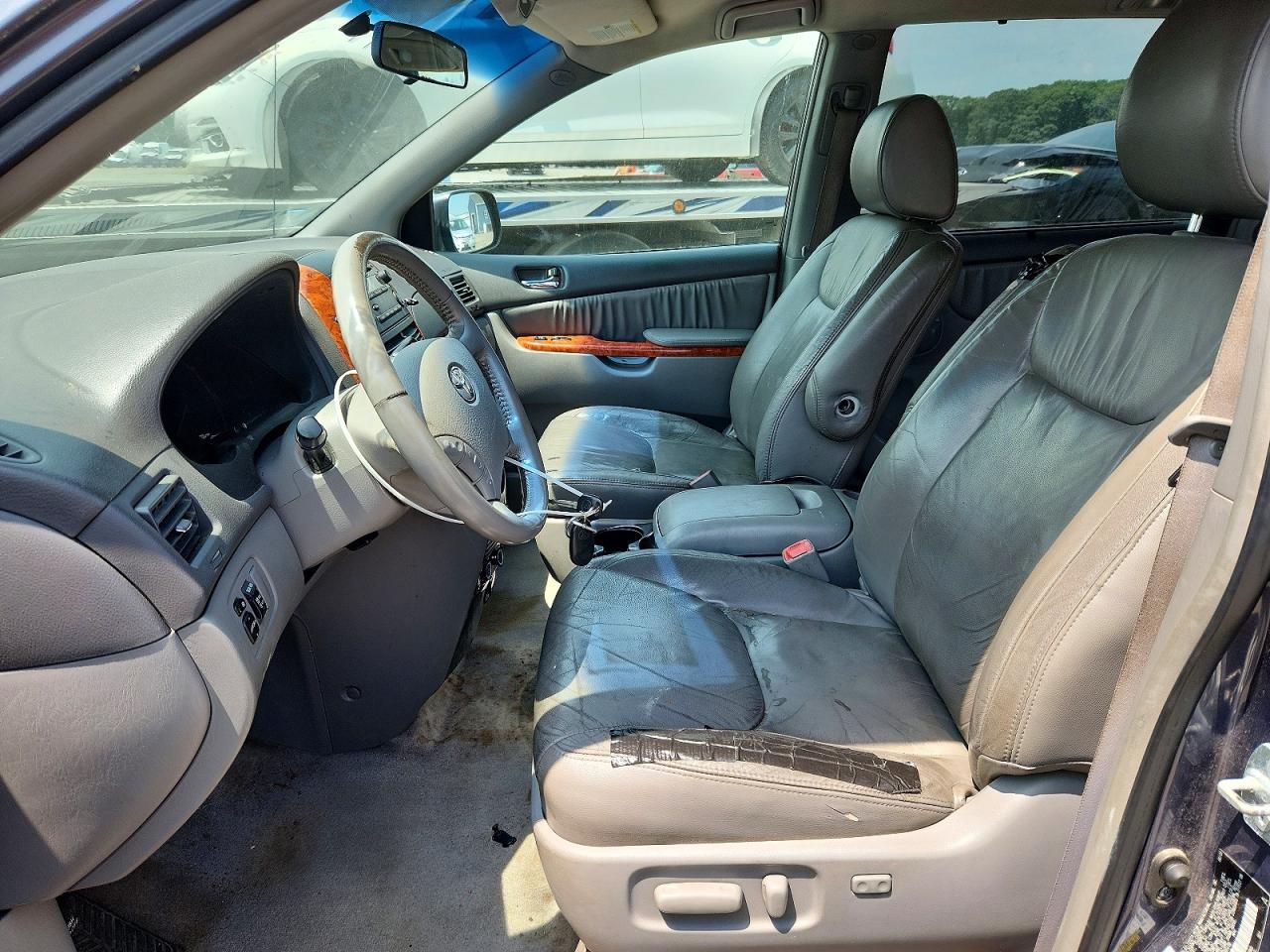 2010 Toyota Sienna Xle - Фото 7