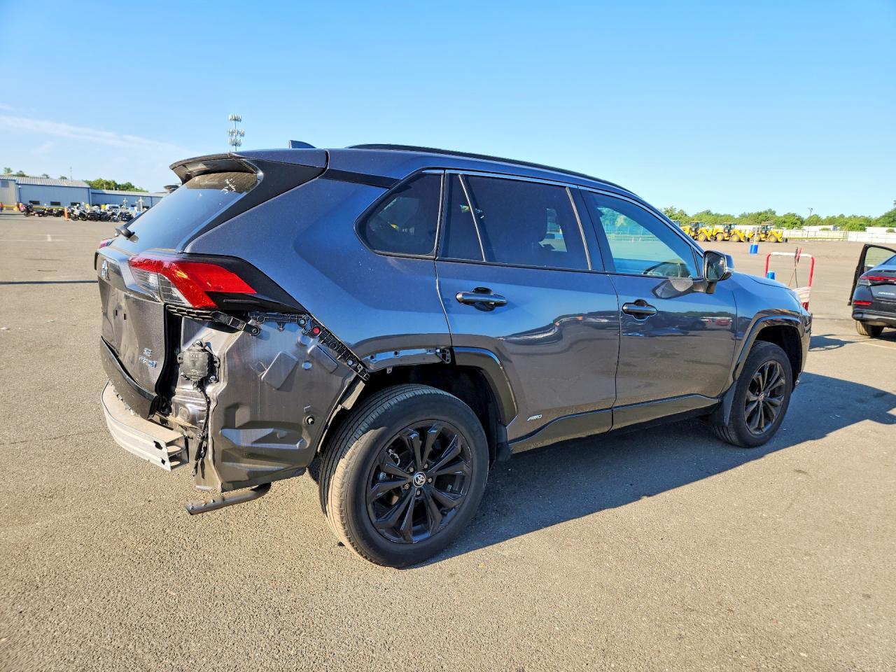 2022 Toyota Rav4 Se - Фото 3