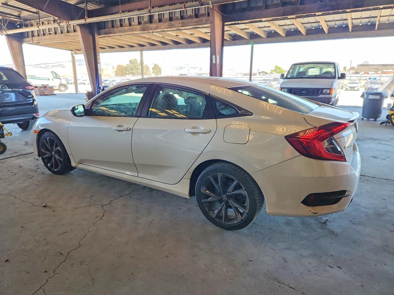 2019 Honda Civic Sport - Image 2