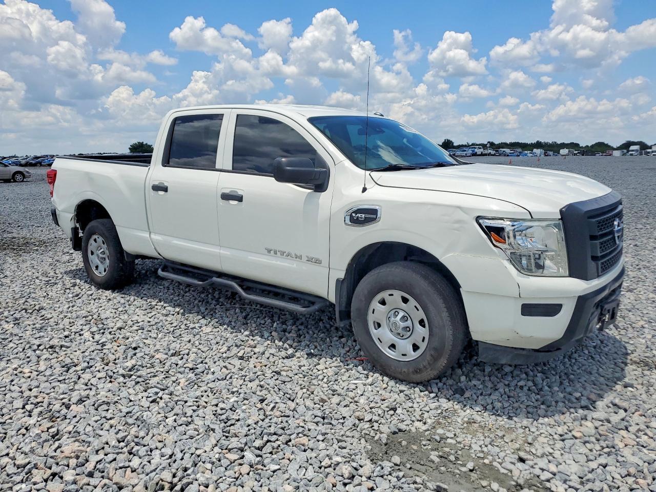 2021 Nissan Titan Xd S - Image 4