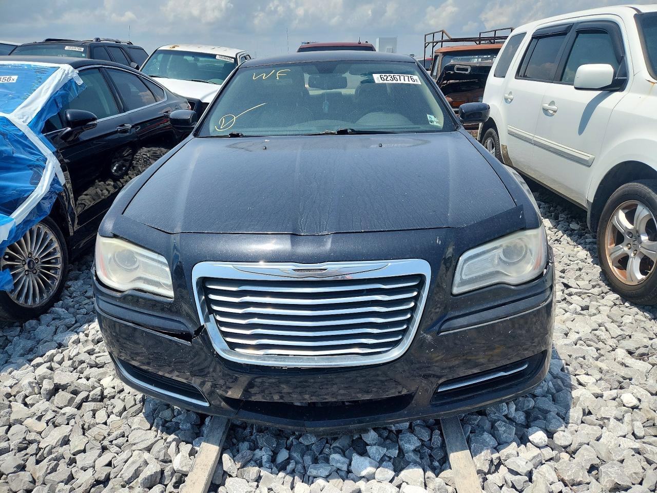 2013 Chrysler 300 - Фото 5