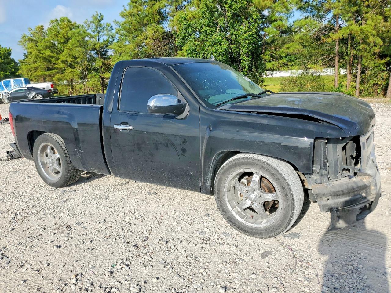 2008 Chevrolet Silverado C1500 - Image 4