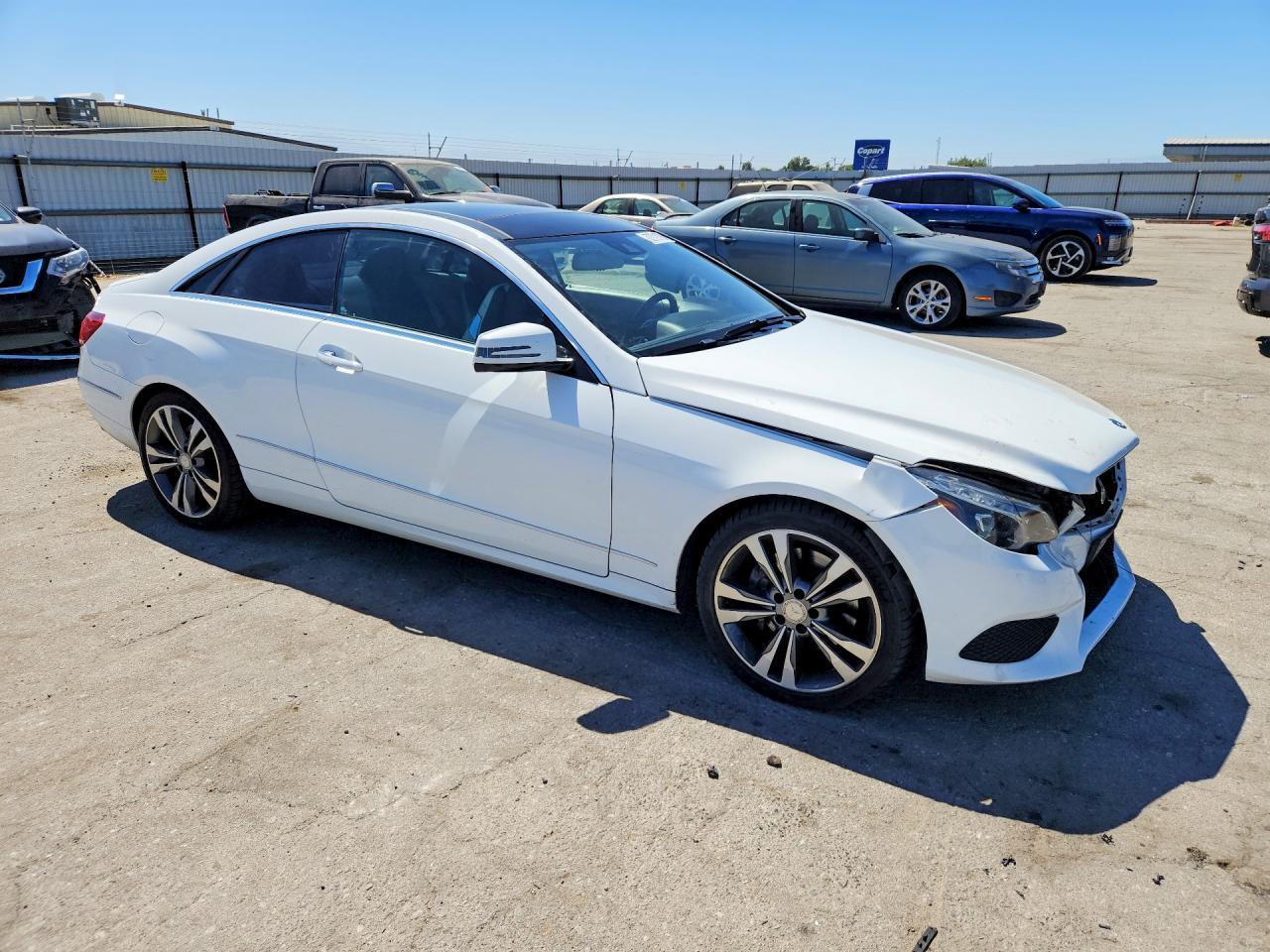 2016 Mercedes-Benz E 400 - Фото 4