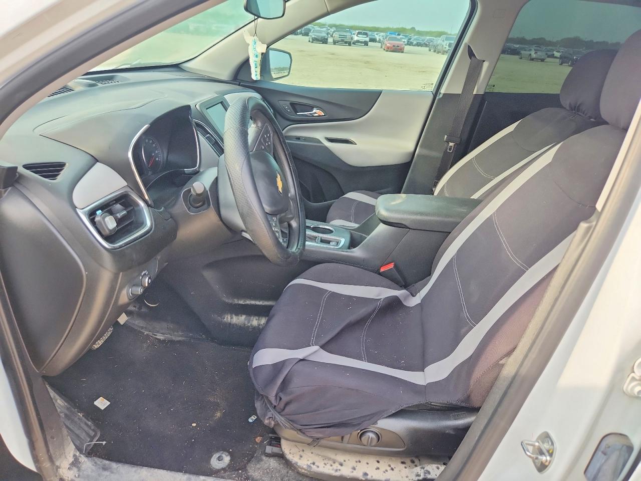 2022 Chevrolet Equinox Ls - Фото 7