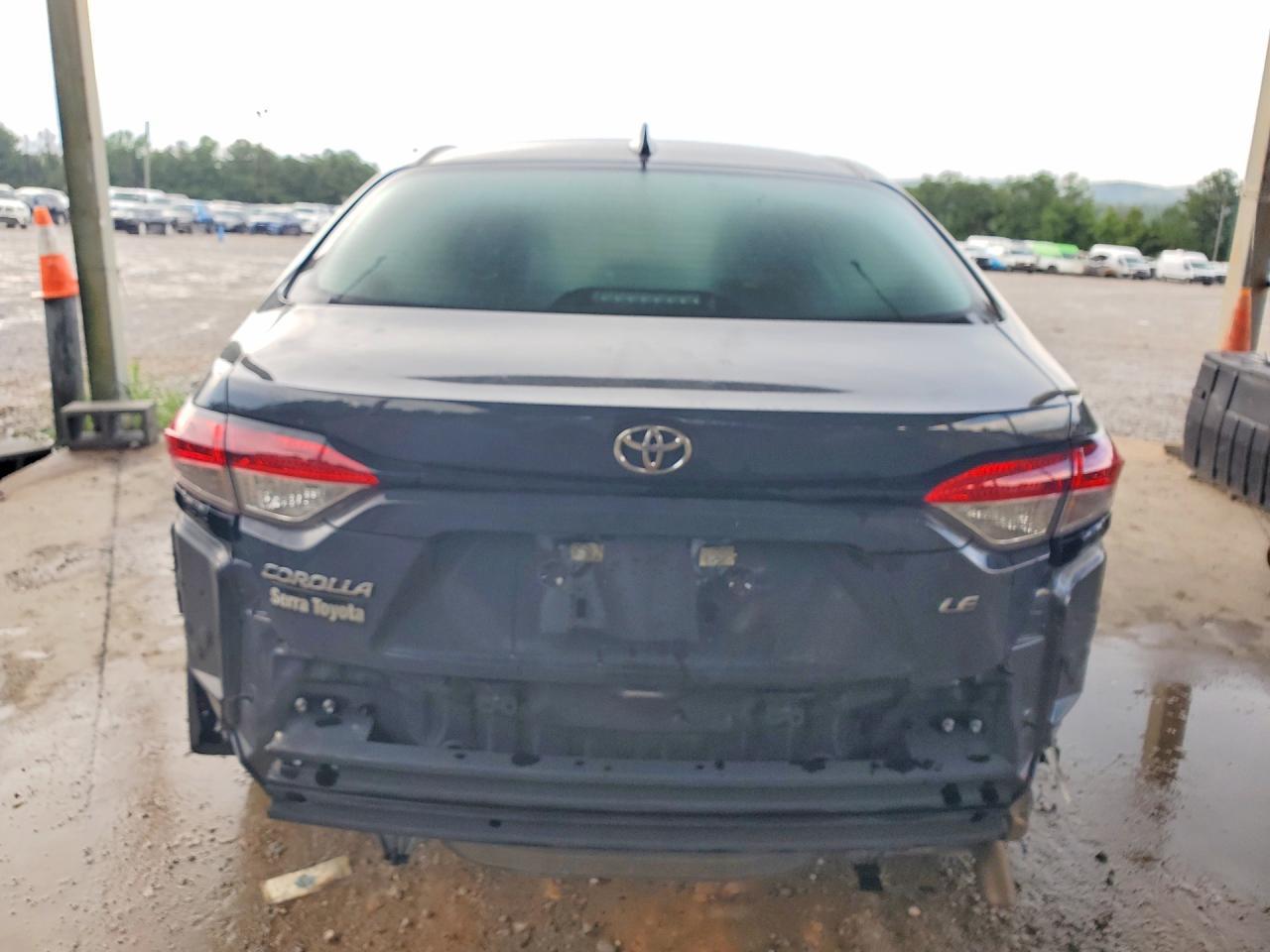 2025 Toyota Corolla Le - Image 6