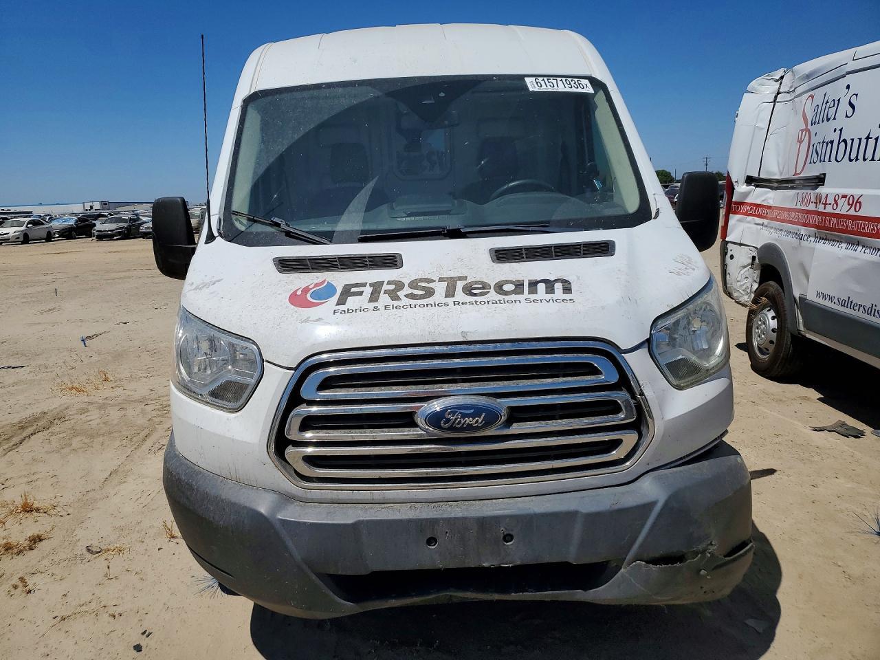 2017 Ford Transit 250 Delivery Van - Фото 5