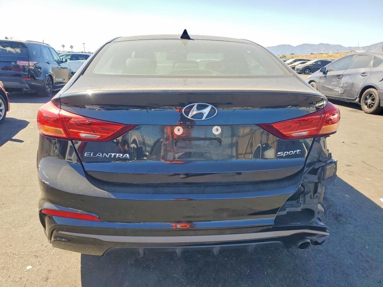 2018 Hyundai Elantra Sport - Фото 6