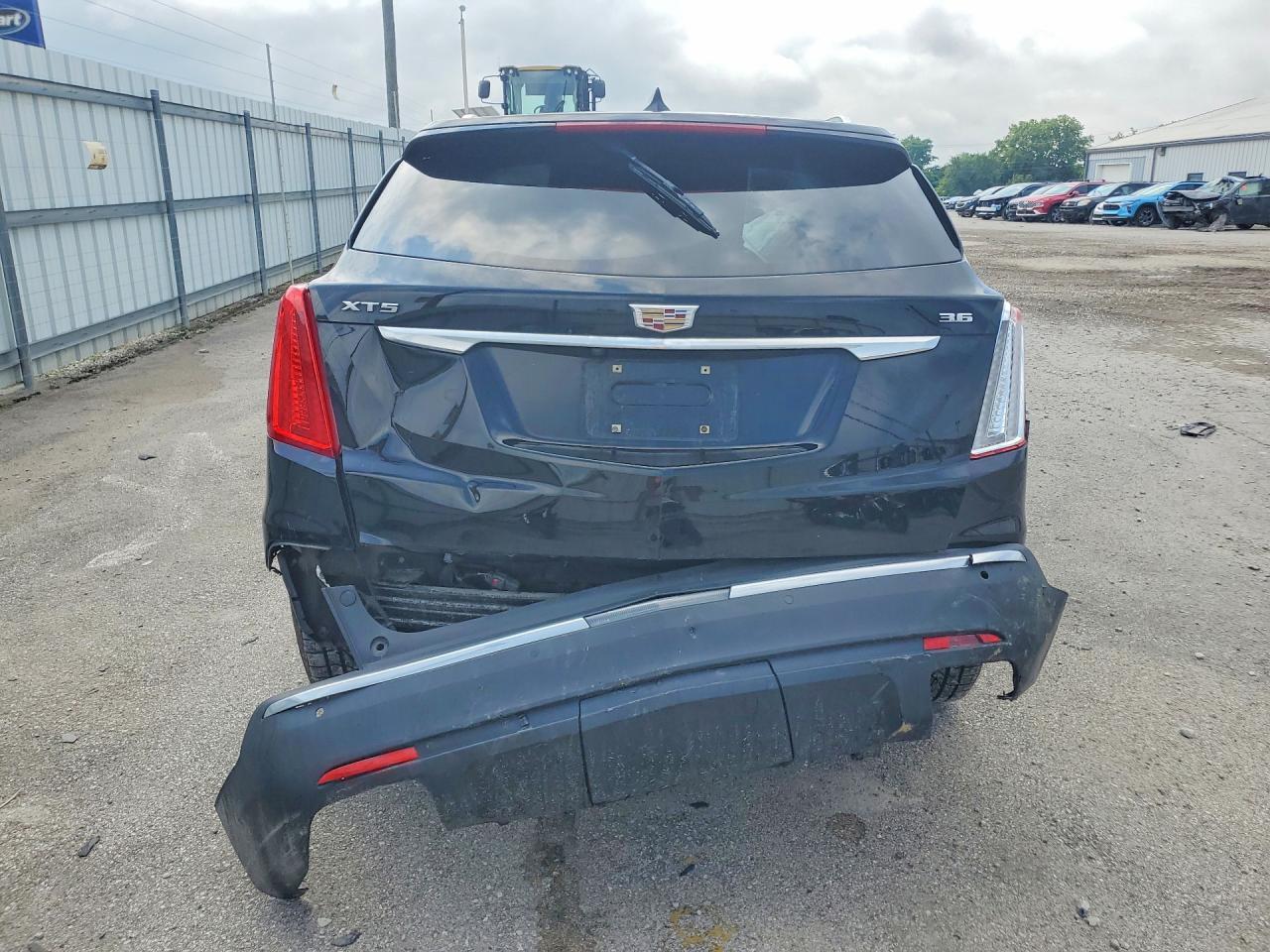 2019 Cadillac Xt5 Premium Luxury - Image 6