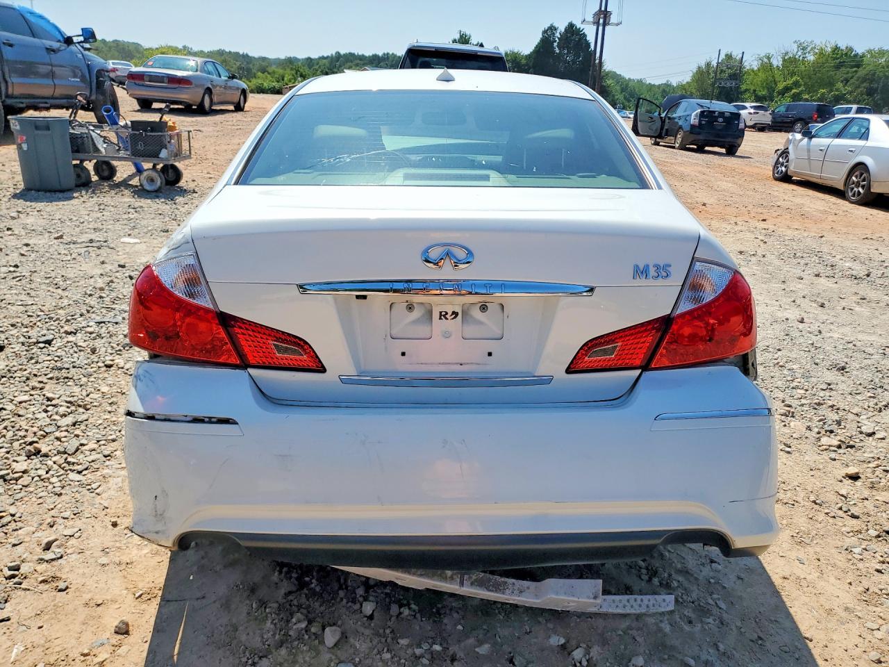 2010 Infiniti M35 Base - Фото 6