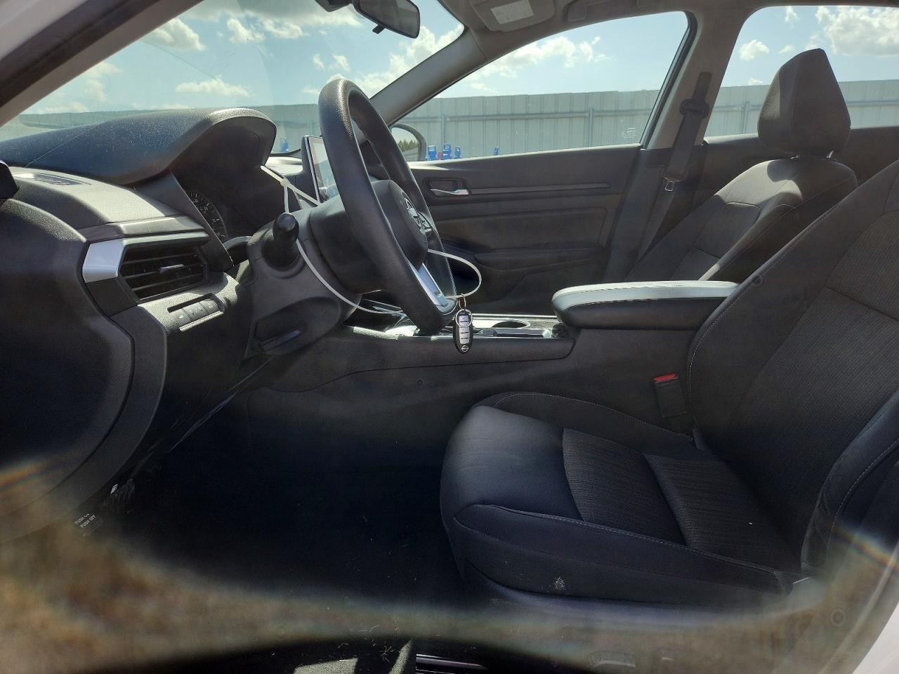 2024 Nissan Altima Sv - Image 7