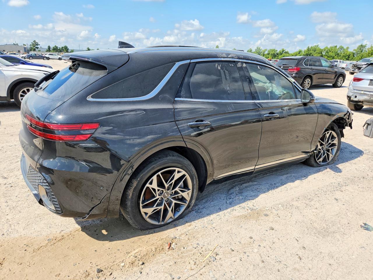 2023 Genesis Gv70 2.5T Standard - Image 3
