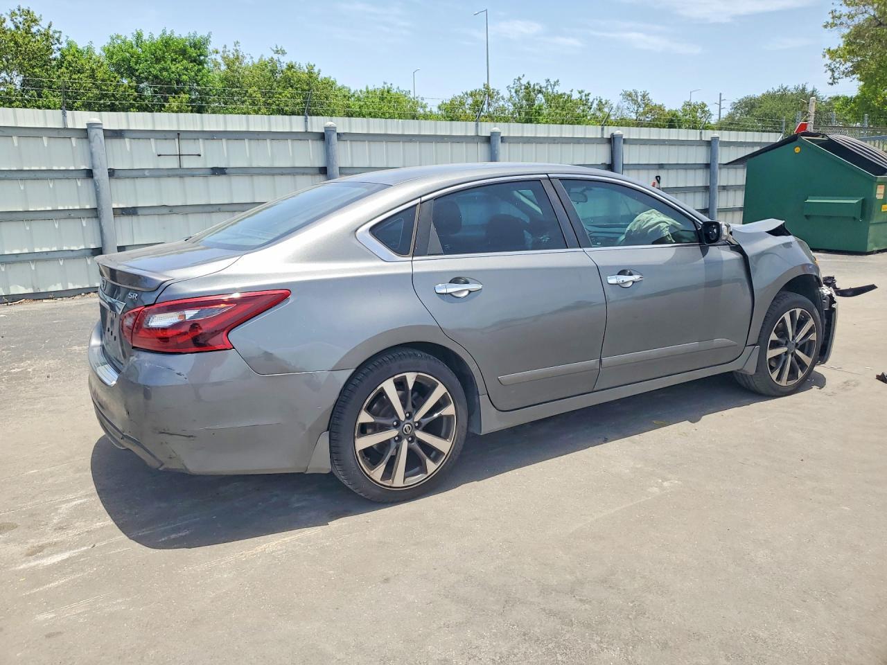 2017 Nissan Altima 2.5 Sr - Фото 3