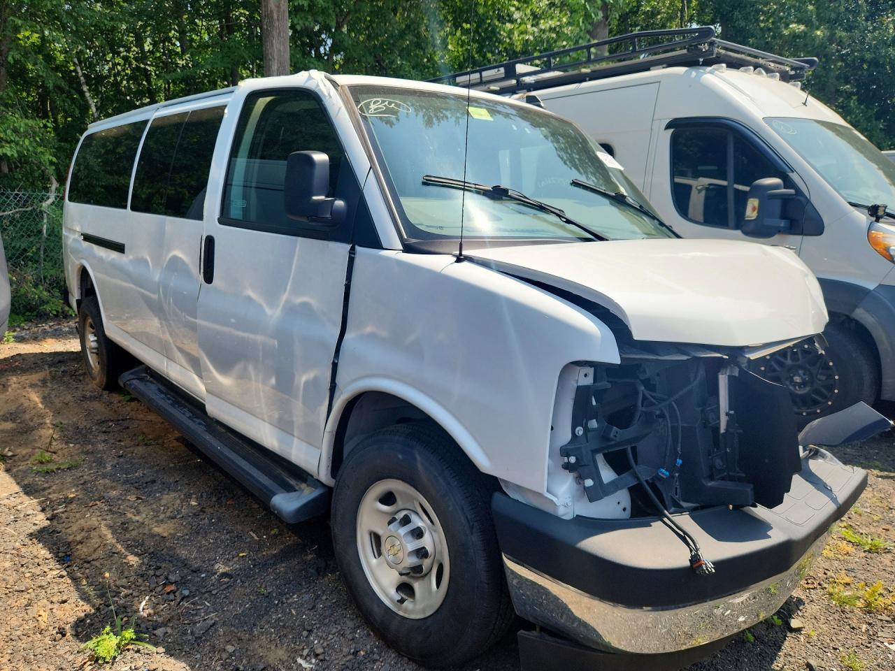 2023 Chevrolet Express G3500 Ls - Фото 4