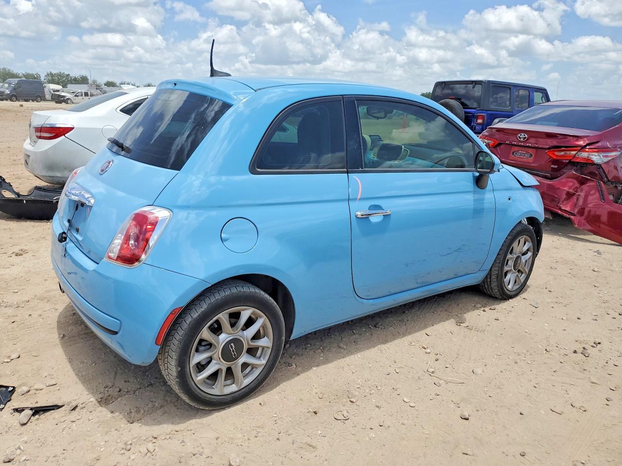 2017 Fiat 500 Pop - Фото 3