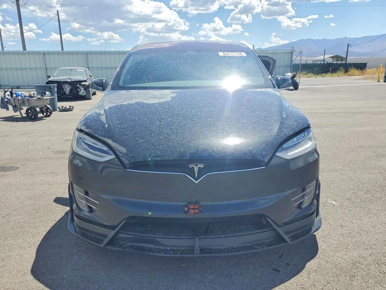 2018 Tesla Model X - Image 5