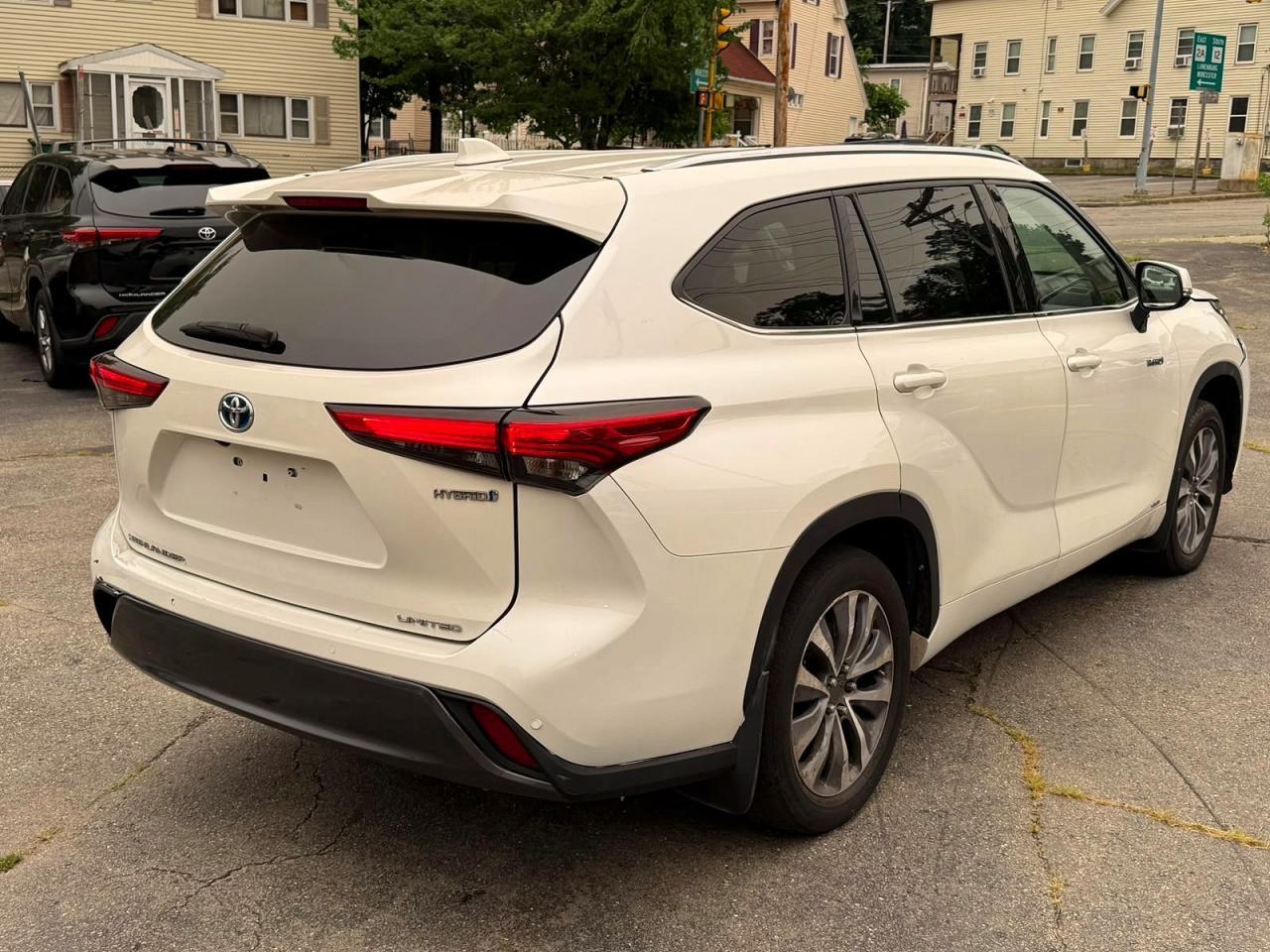 2020 Toyota Highlander Hybrid Limited - Фото 3