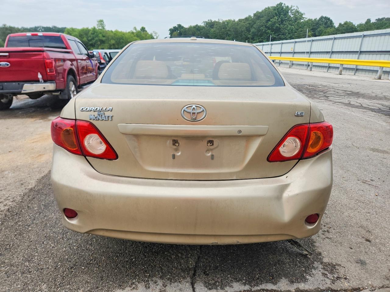 2010 Toyota Corolla Le - Фото 6
