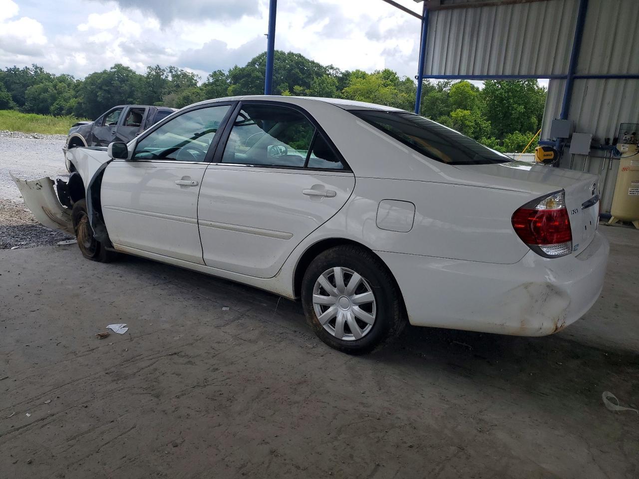 2005 Toyota Camry Le - Image 2
