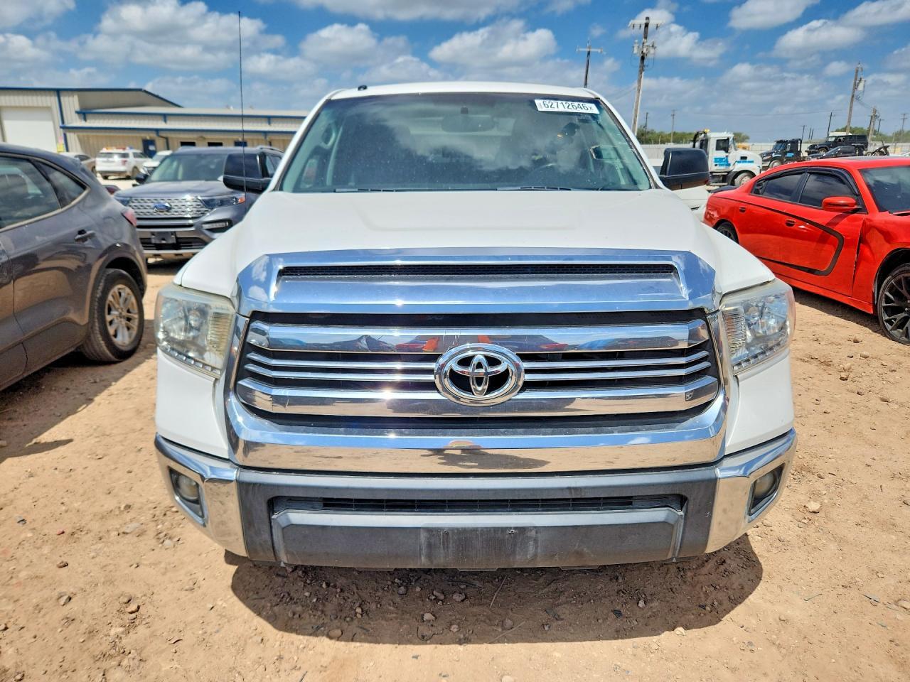 2016 Toyota Tundra Crewmax Sr5 - Image 5