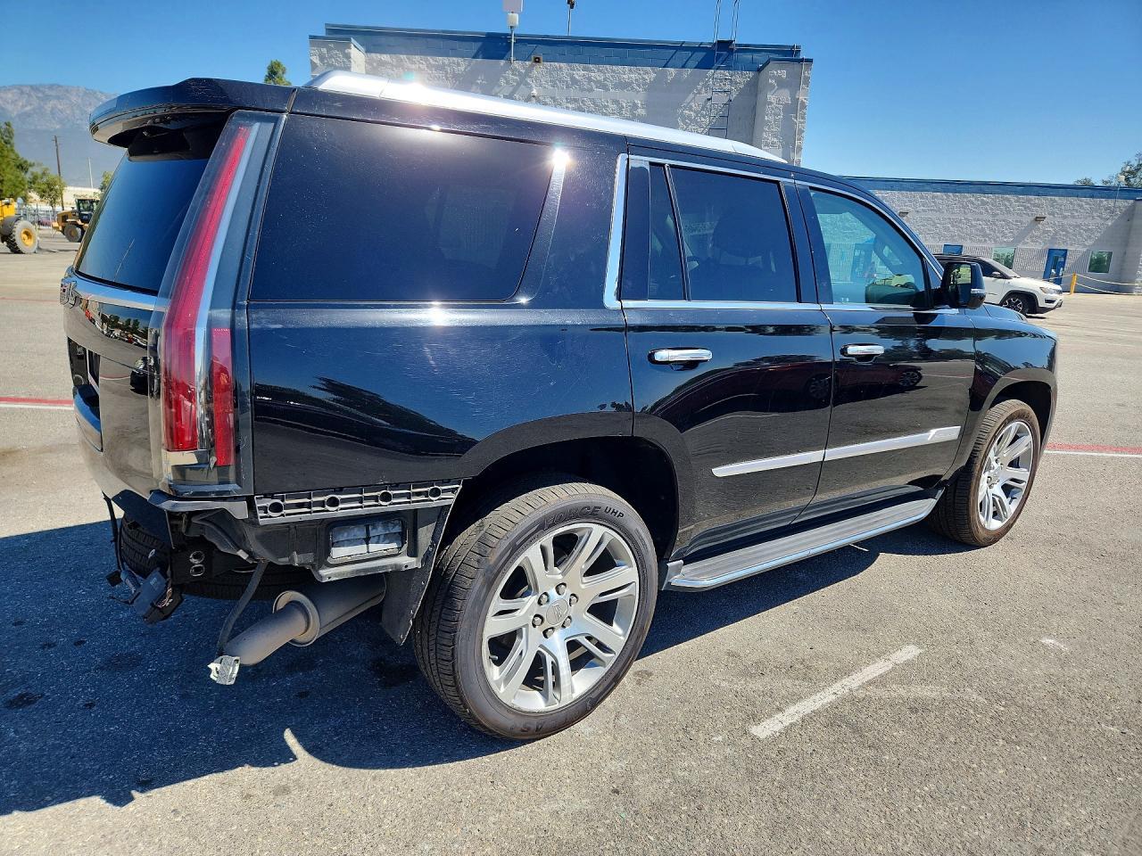 2020 Cadillac Escalade Premium Luxury - Фото 3