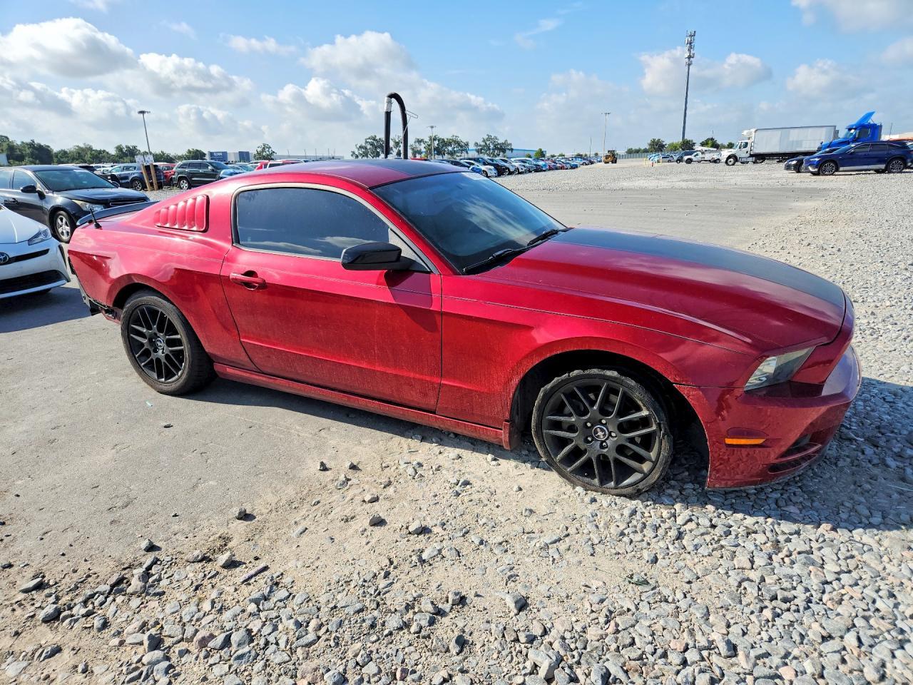 2014 Ford Mustang - Image 4