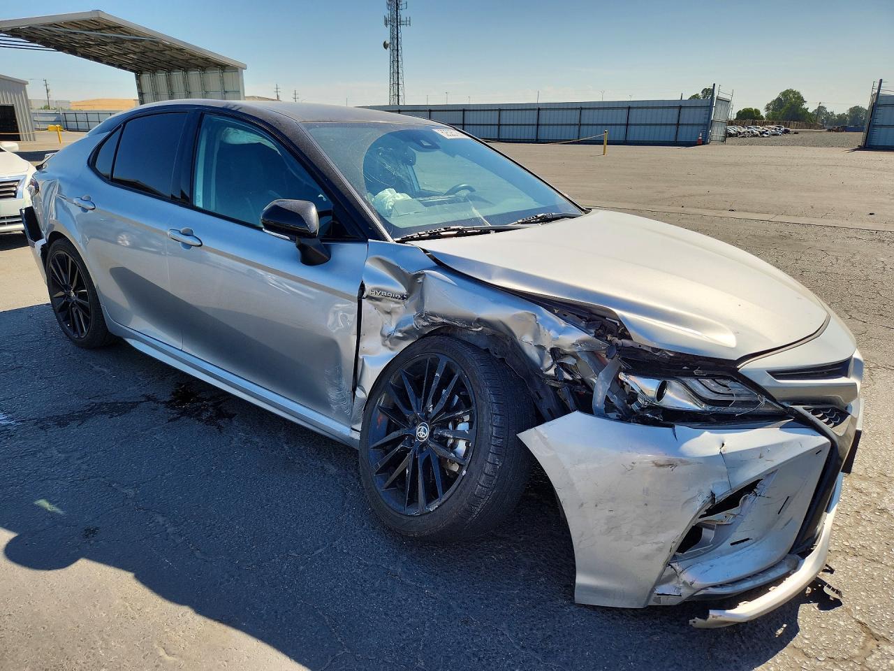 2021 Toyota Camry Xse - Фото 4