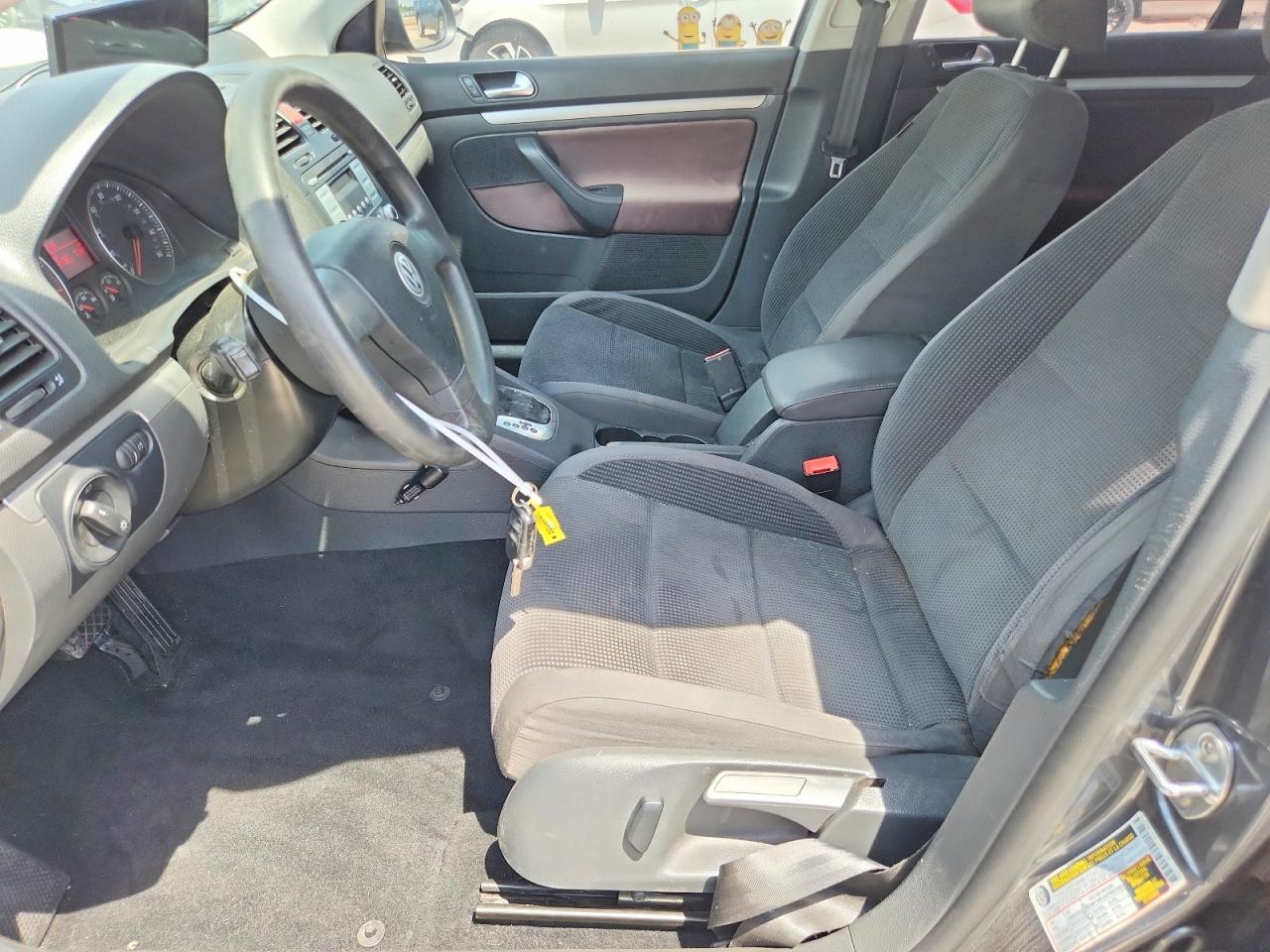 2009 Volkswagen Jetta S - Image 7