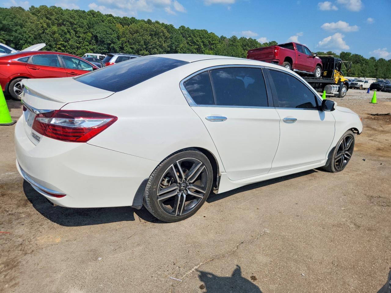 2017 Honda Accord Sport Special Edition - Image 3
