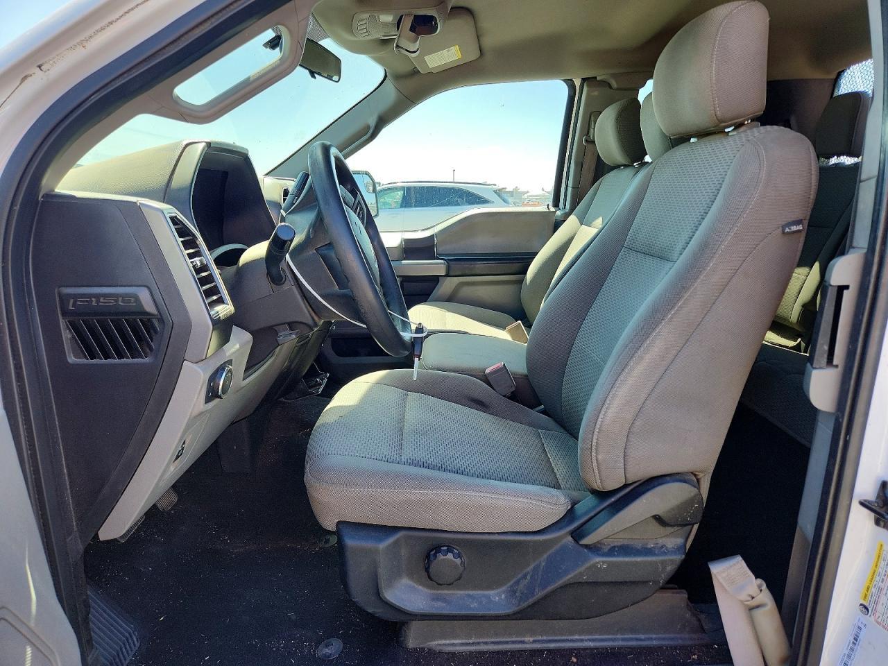2018 Ford F150 Super Cab - Фото 7