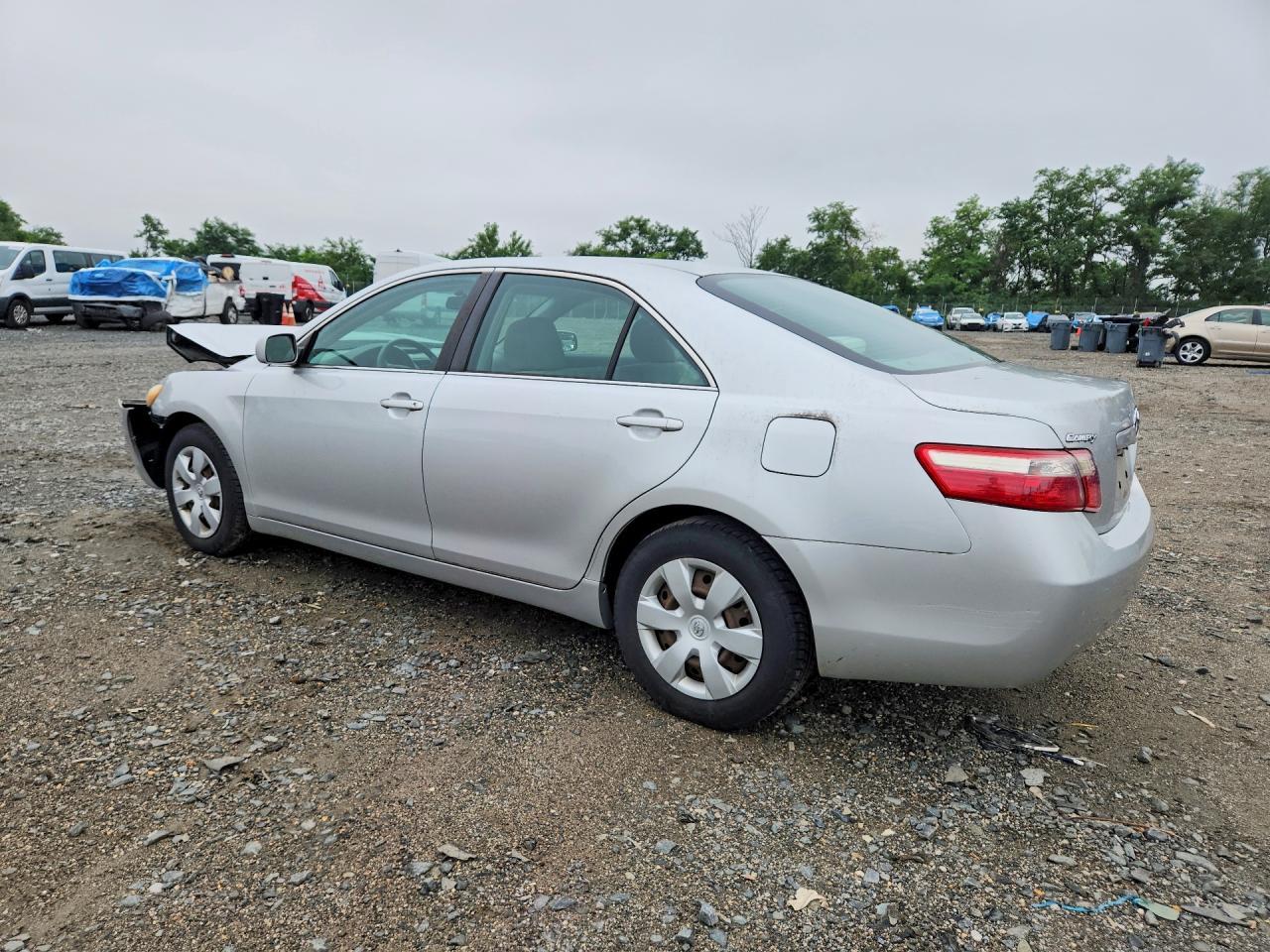 2009 Toyota Camry - Image 2