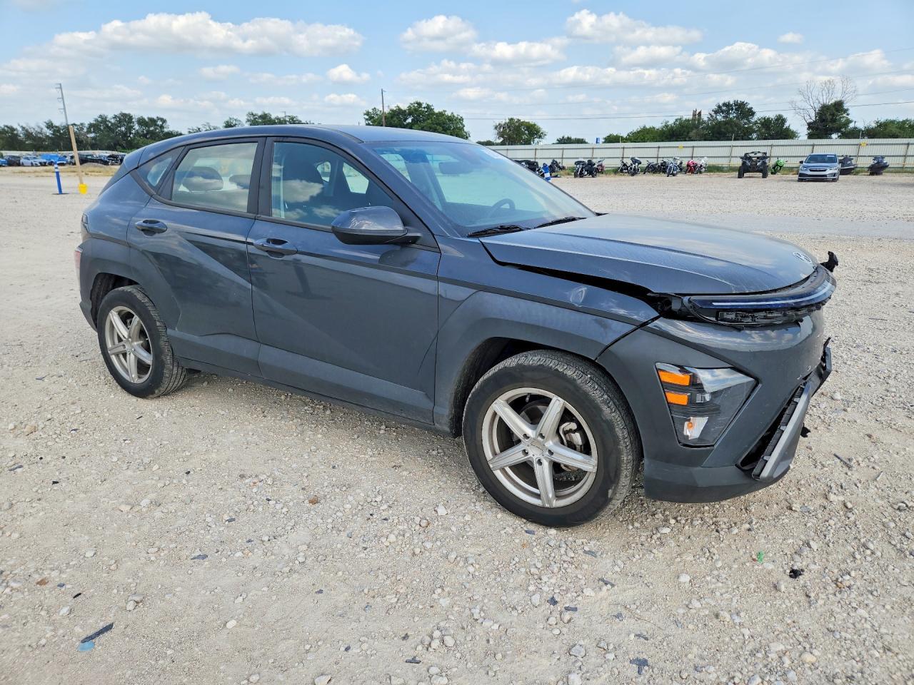 2024 Hyundai Kona Se - Image 4