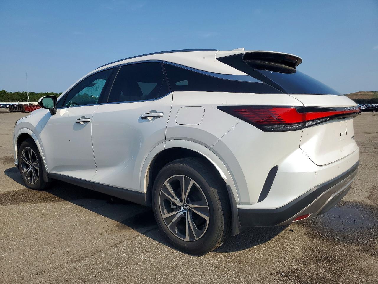 2023 Lexus Rx 350 Premium - Image 2
