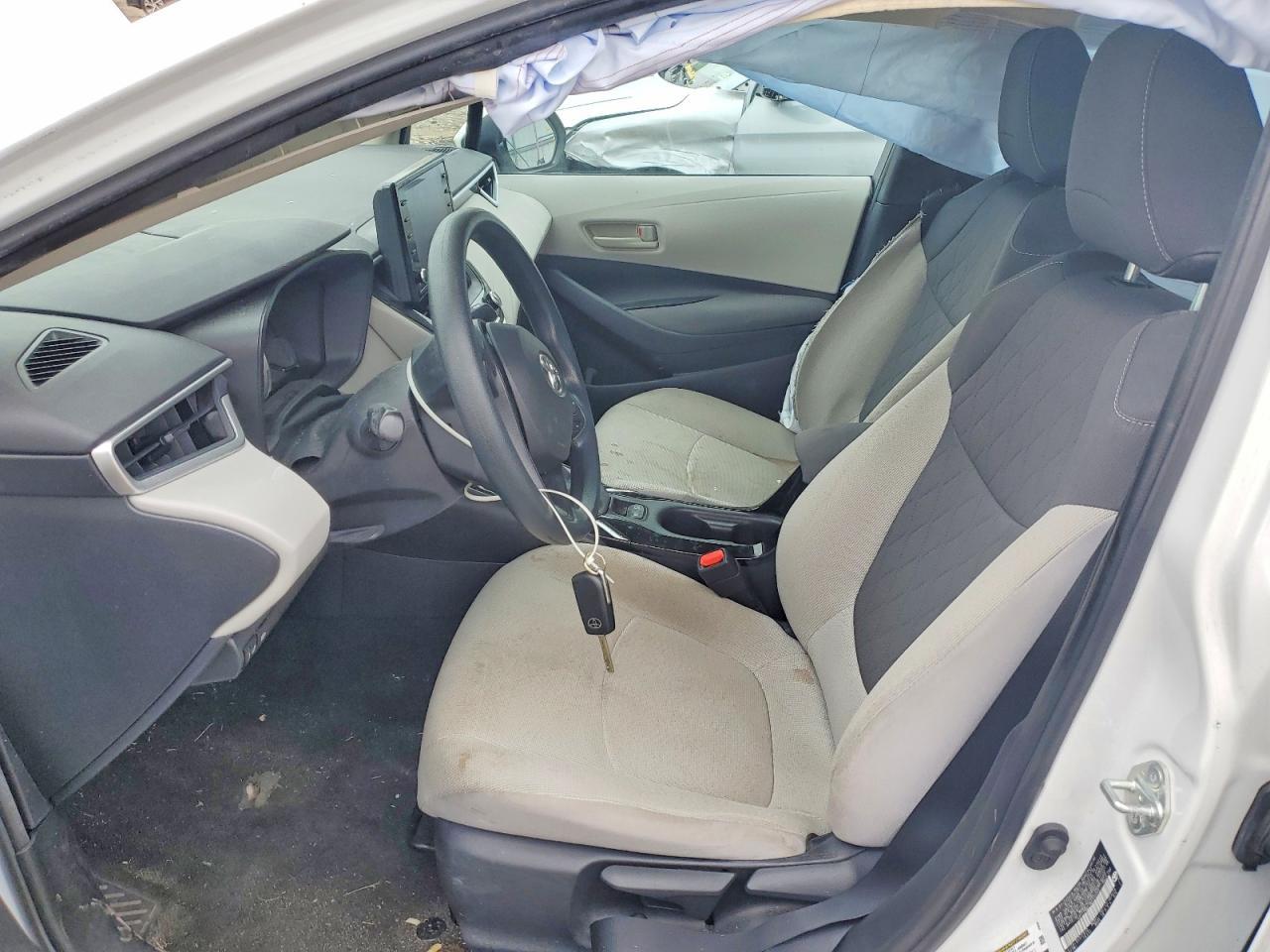 2022 Toyota Corolla Le - Фото 7